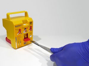 EVO(Left) withScalpel